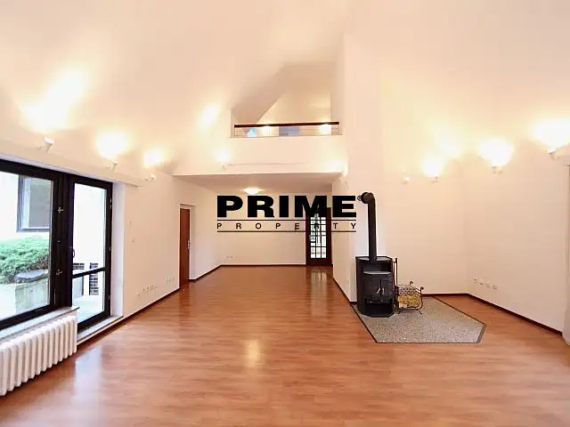 Pronájem rodinného domu 417 m², pozemek 1263 m², Praha – náhled fotky 3