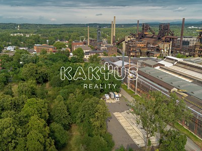 Pronájem  komerčního pozemku 660 m²