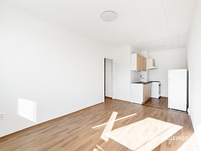 Pronájem bytu 2+kk 43 m²