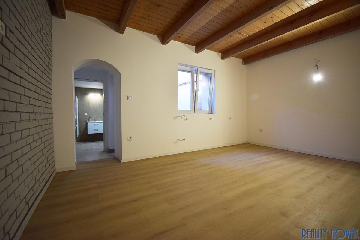 Prodej rodinného domu 59 m², pozemek 116 m² – fotografie 2
