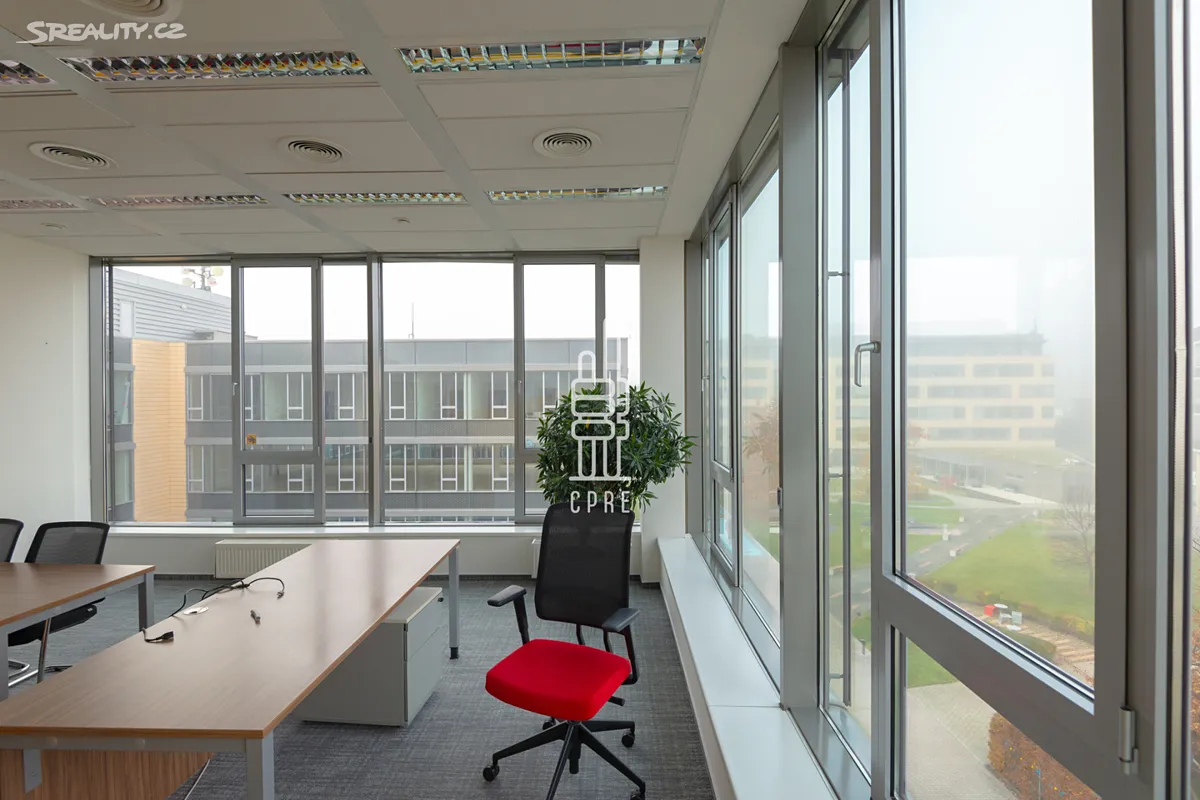Pronájem kanceláře 1261 m² – pohled 6
