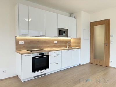 Pronájem bytu 2+kk 64 m²
