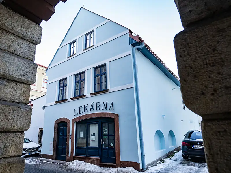 Prodej vícegeneračního domu 255 m², pozemek 201 m², Hostinné – náhled fotky 1