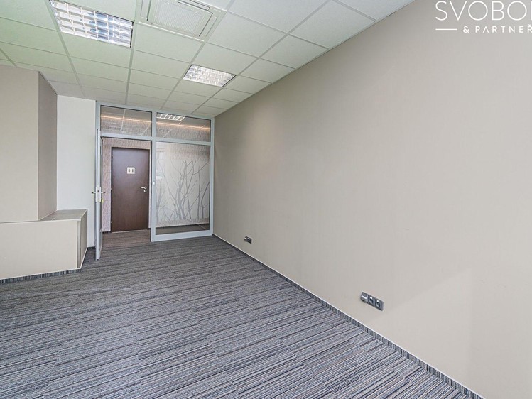 Комерційне приміщення в оренду, 18 м² (11 з 17)