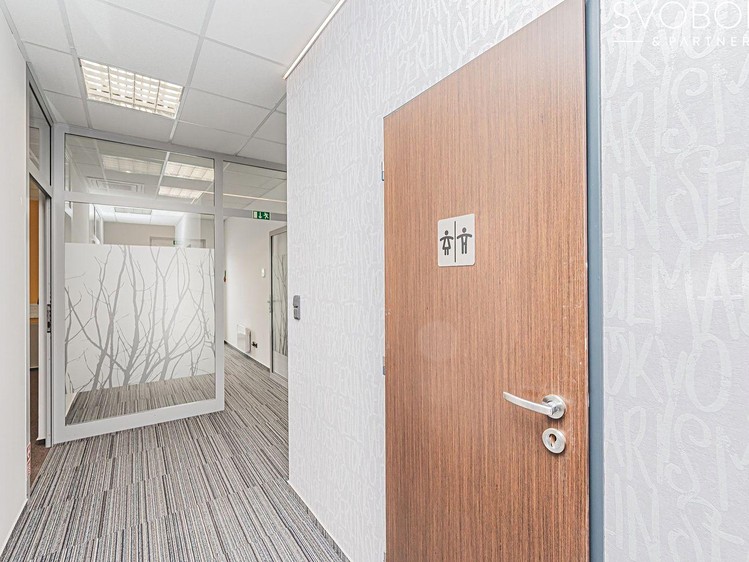 Комерційне приміщення в оренду, 18 м² (12 з 17)