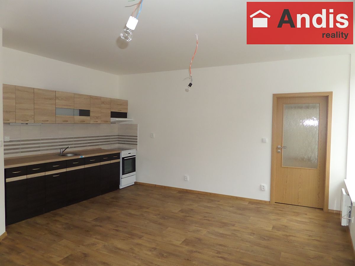 Pronájem bytu 3+kk 78 m² – fotografie 4