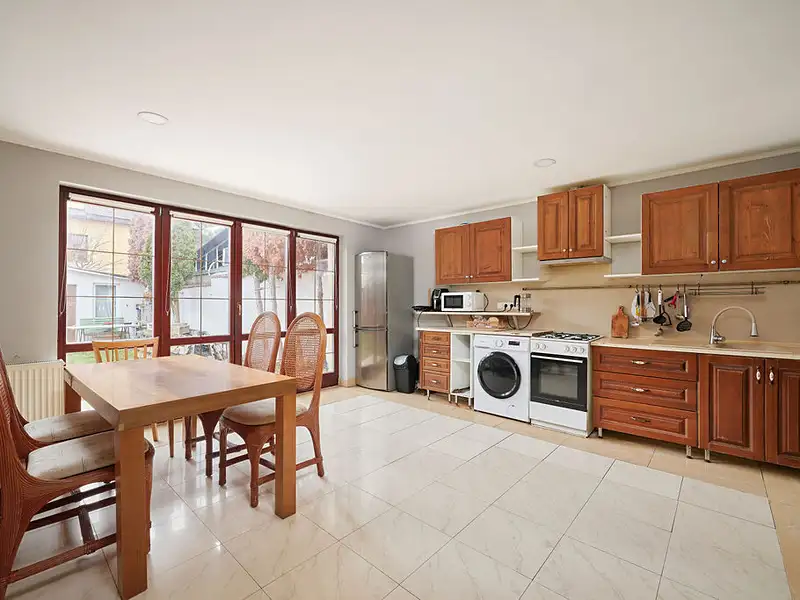 Prodej rodinného domu 150 m², pozemek 373 m², Praha – náhled fotky 1