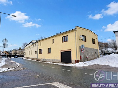 Pronájem bytu 1+1 48 m²