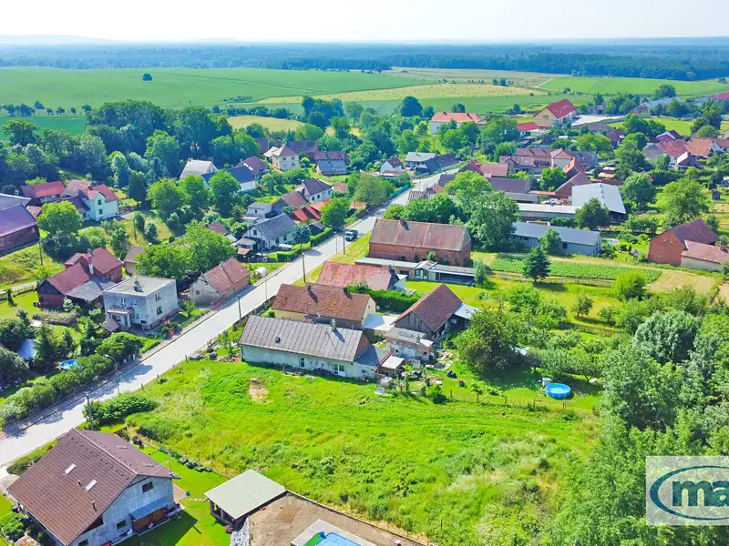 Prodej stavebního pozemku 2633 m², Jeníkovice – náhled fotky 3