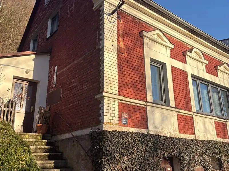 Prodej rodinného domu 140 m², pozemek 603 m², Kraslice – náhled fotky 2