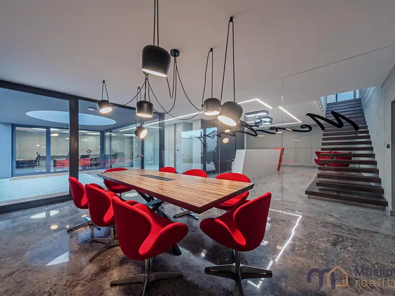 Prodej obchodního prostoru 243 m², Teplice – náhled fotky 1