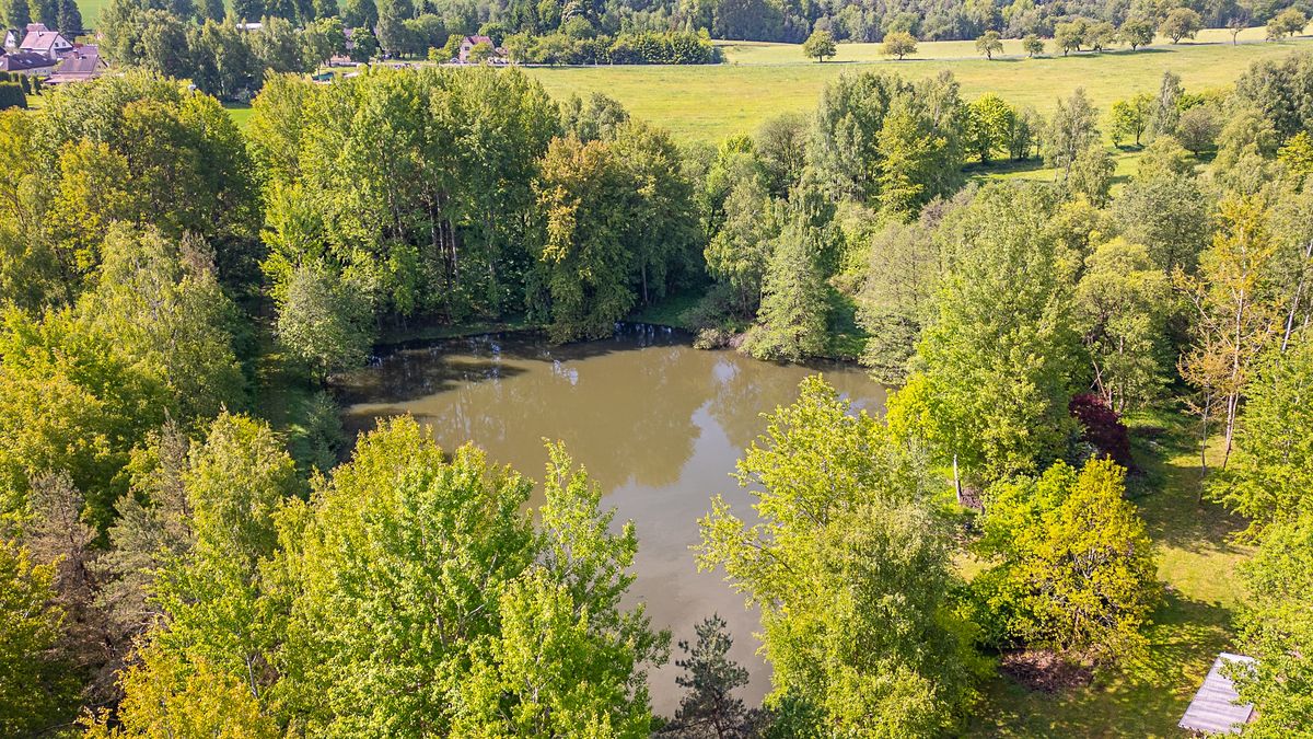 Prodej pozemku 4288 m²