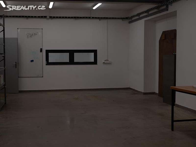 Pronájem výrobní haly, prostoru 328 m², okres Ústí nad Orlicí