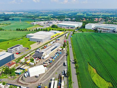 Комерційне приміщення в оренду, 15 422 м² (2 з 15)