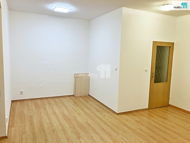 Комерційне приміщення на продаж, 65 м² (7 з 22)