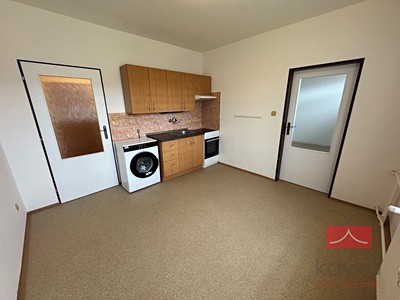 Pronájem bytu 1+1 38 m²