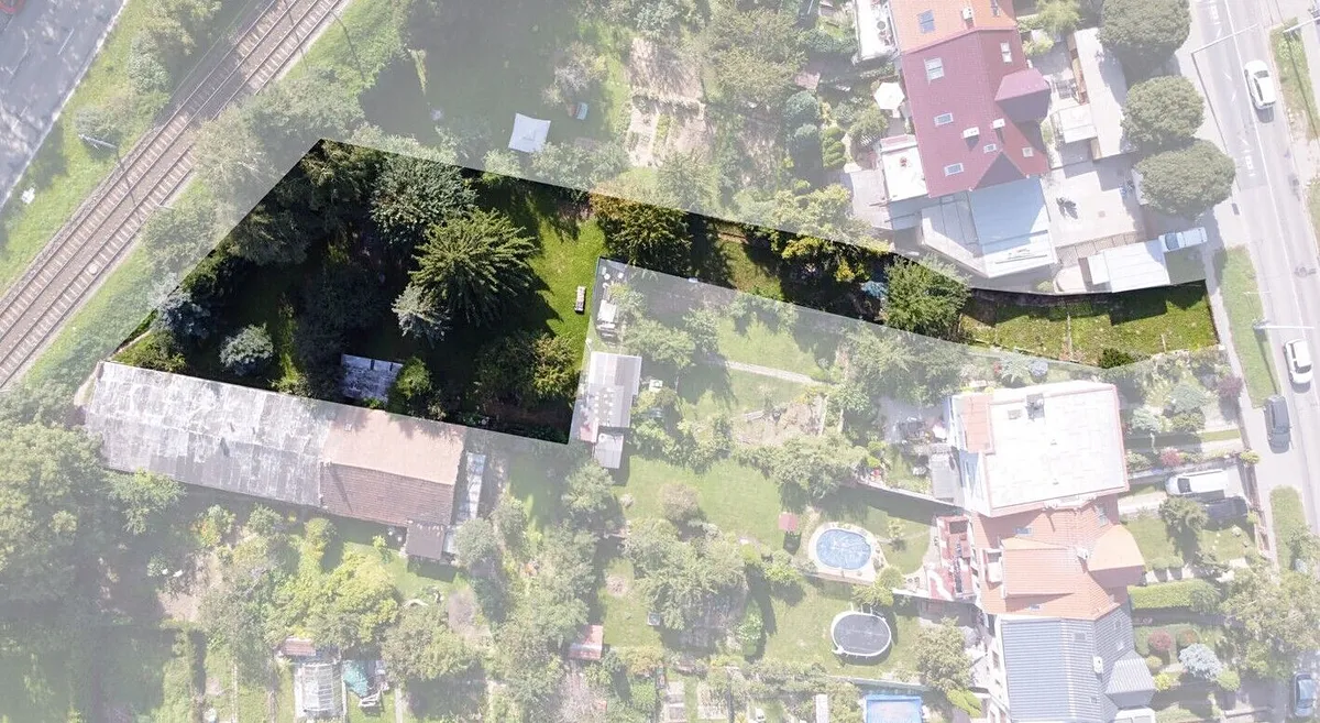 Prodej stavebního pozemku 1198 m²