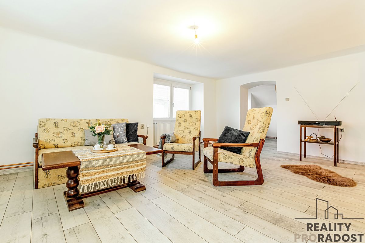 Prodej rodinného domu 85 m², pozemek 130 m² – fotografie 2