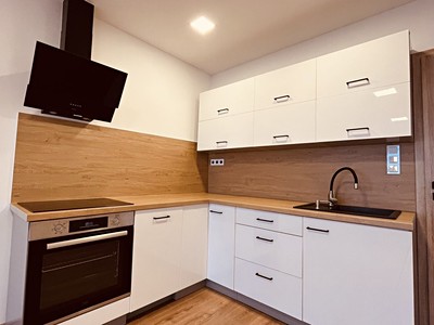 Pronájem bytu 1+kk 27 m²