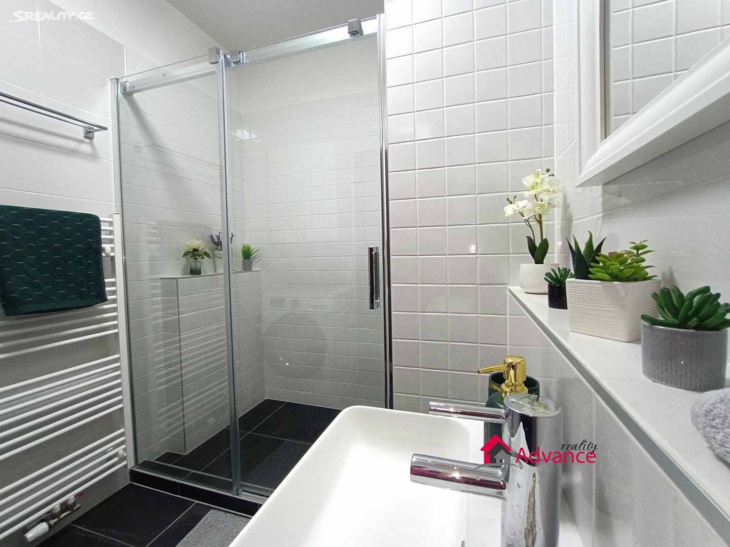 Prodej bytu 3+kk 87 m² (Jednopodlažní) – pohled 3