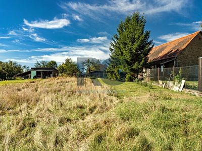 Prodej stavebního pozemku 792 m²