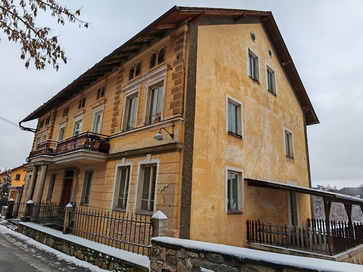 Prodej činžovního domu 700 m² – fotografie 3