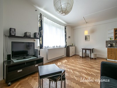 Pronájem bytu 2+kk 45 m²