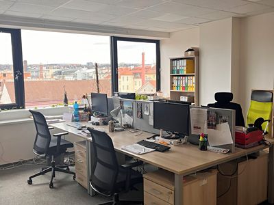 Pronájem kanceláře 1251 m²