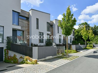 Prodej rodinného domu 214 m², pozemek 210 m²