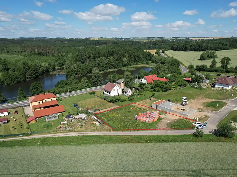 Prodej stavebního pozemku 1076 m², Sudoměřice u Tábora – náhled fotky 3
