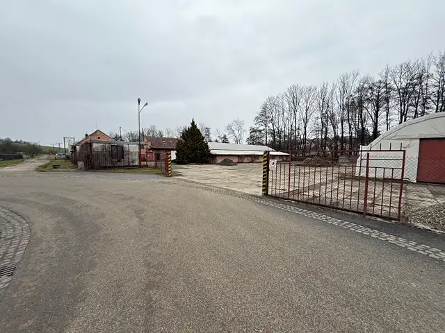 Pronájem výrobní haly, prostoru 627 m², Nezdenice – náhled fotky 3