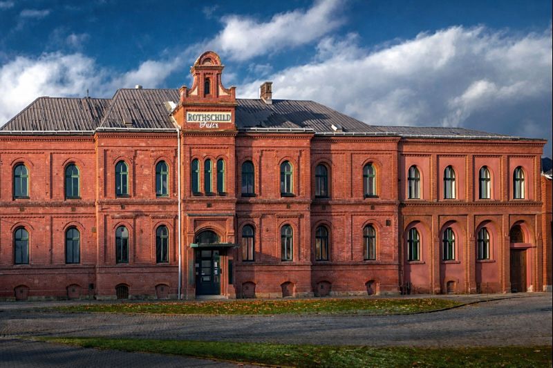 Prodej kanceláře 2054 m²