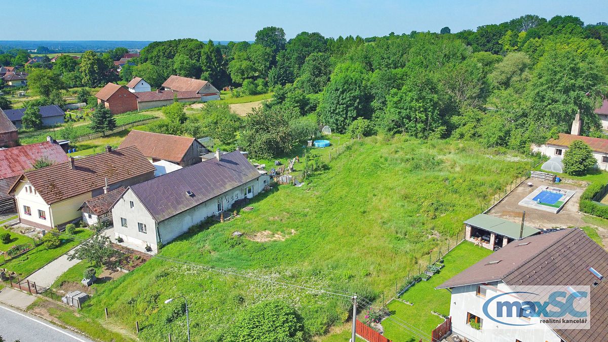 Prodej stavebního pozemku 2633 m², Jeníkovice – fotka 1 z 3