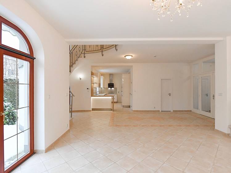 Haus zur Miete, 255 m² (7 von 30)