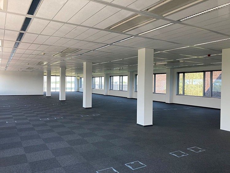 Комерційне приміщення в оренду, 150 м² (2 з 11)