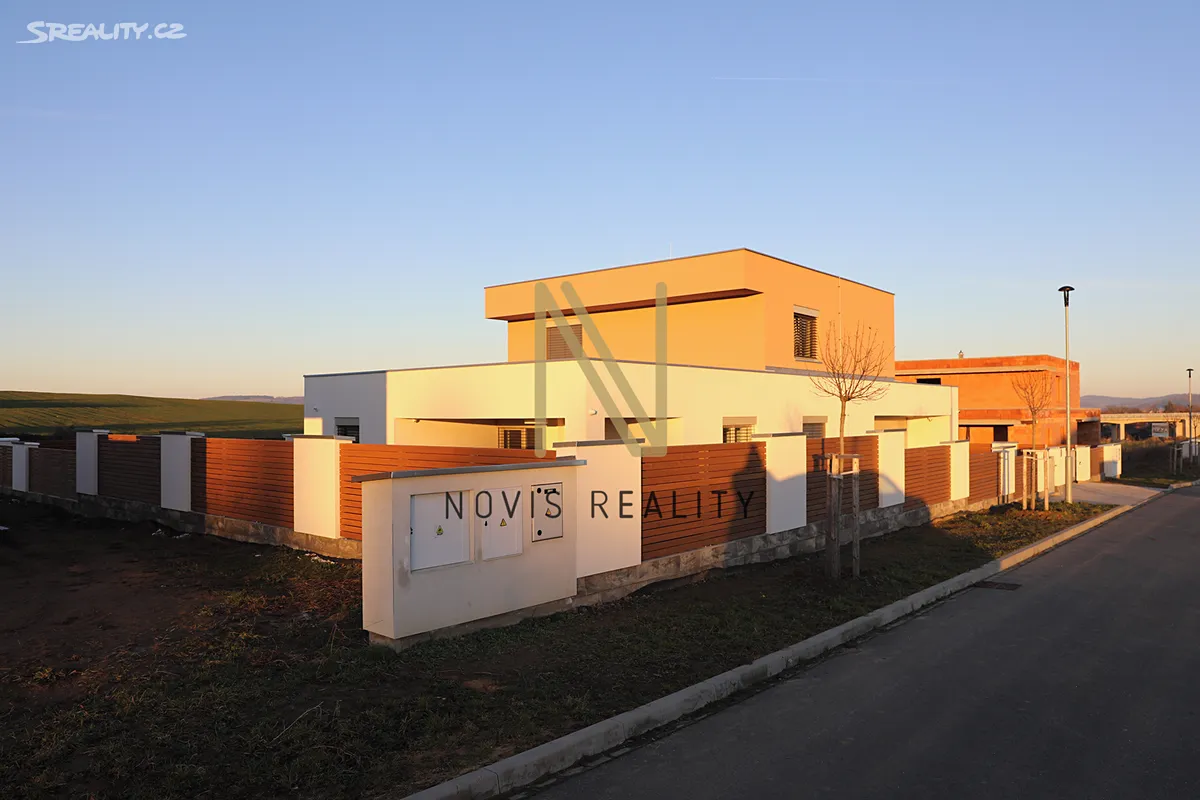 Prodej rodinného domu 233 m², pozemek 734 m², Klatovy
