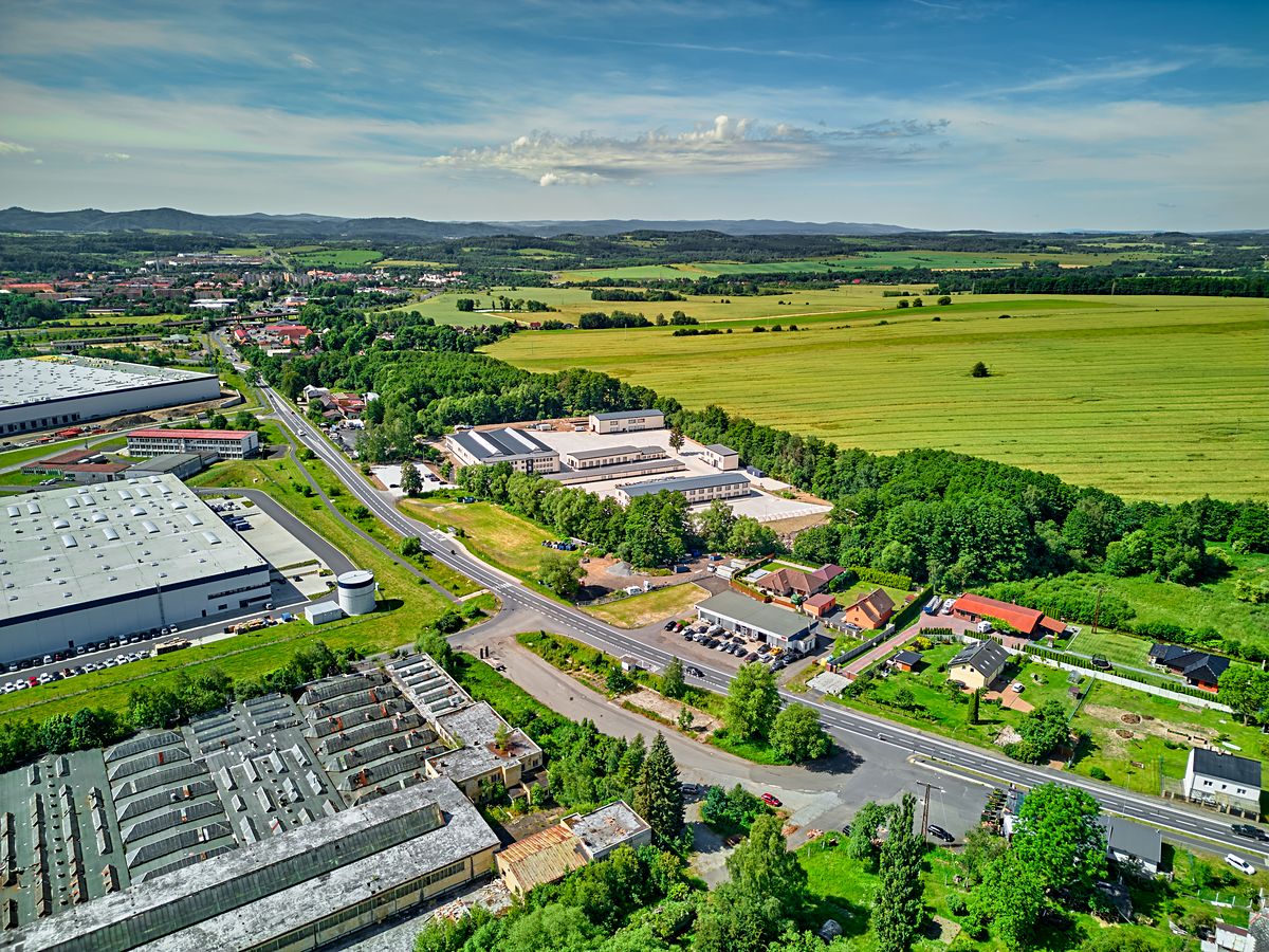 Pronájem skladového prostoru 330 m² – fotografie 3