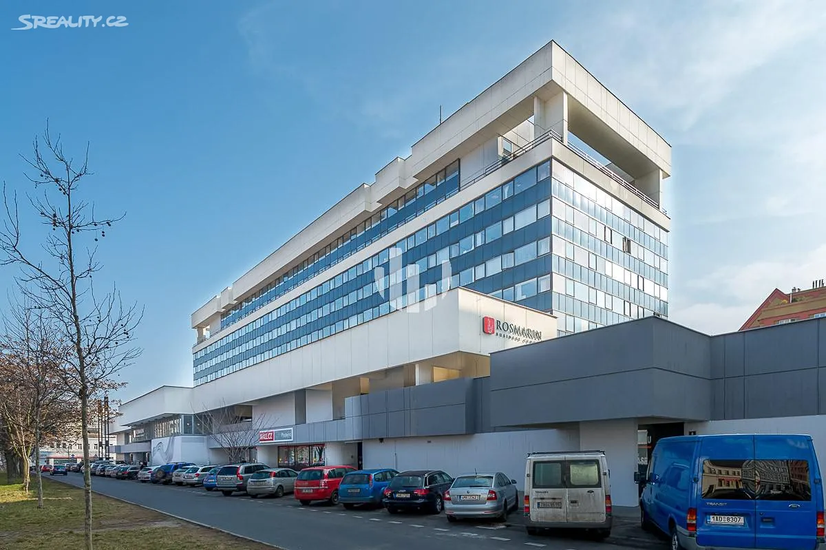Pronájem kanceláře 311 m², Praha