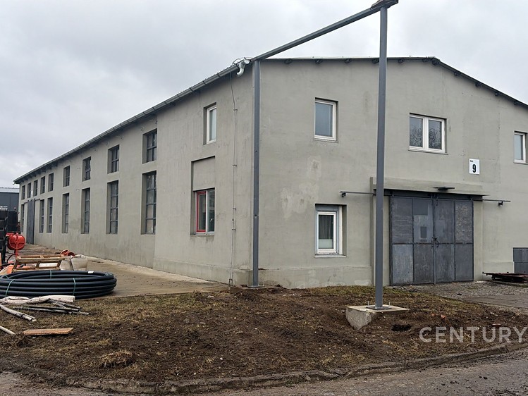 Pronájem komerčního prostoru, 3 162 m² (1 z 16)