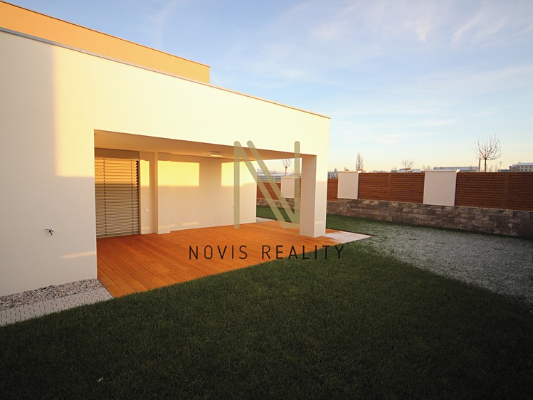 Будинок на продаж, 233 м² (13 з 14)