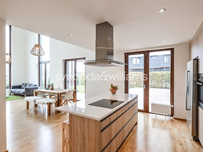 Pronájem bytu 4+kk 131 m²