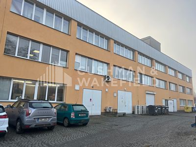 Prodej výrobní haly, prostoru 3866 m²