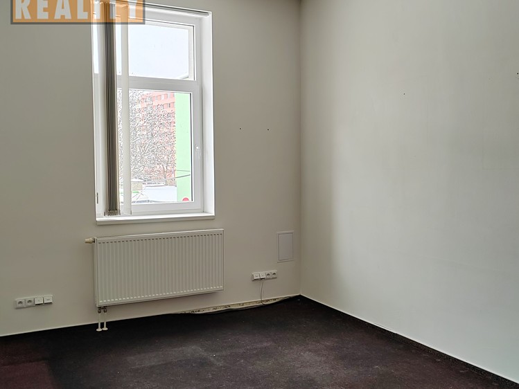 Комерційне приміщення в оренду, 30 м² (9 з 12)
