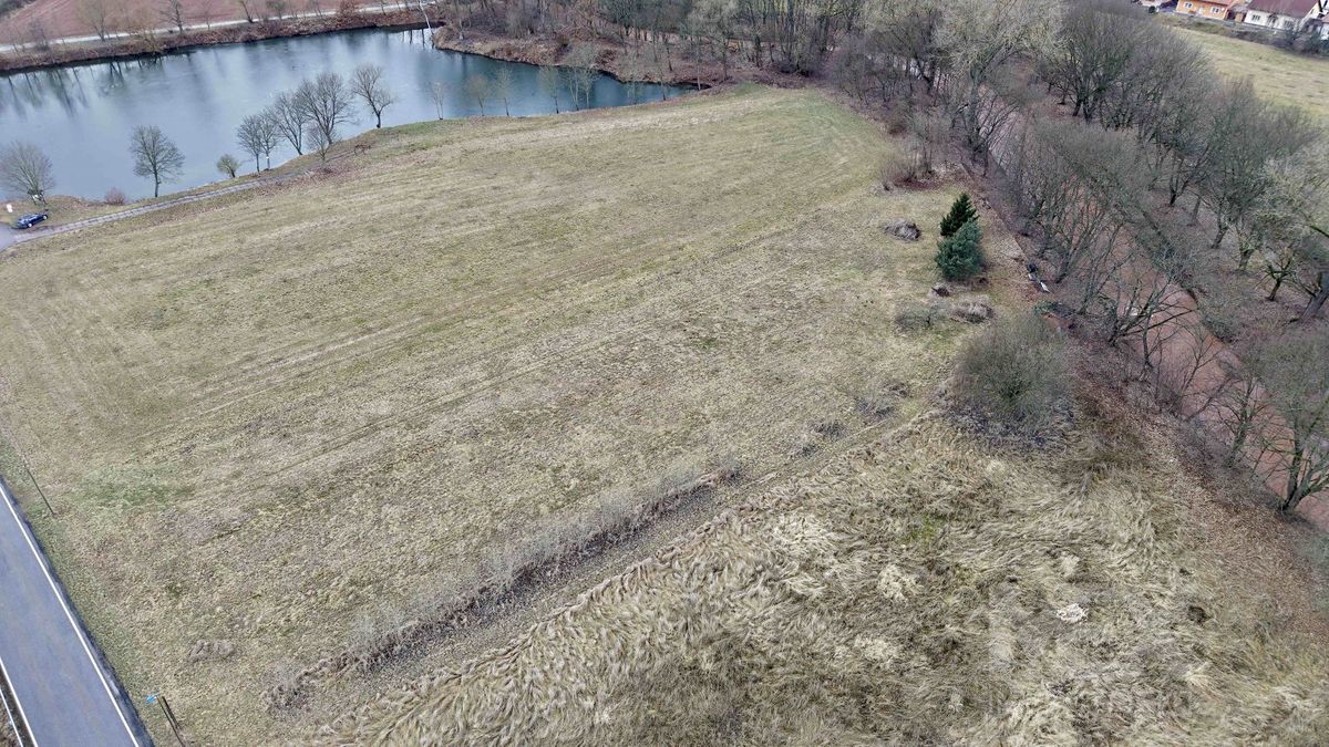 Prodej komerční nemovitosti 4078 m² – fotografie 2