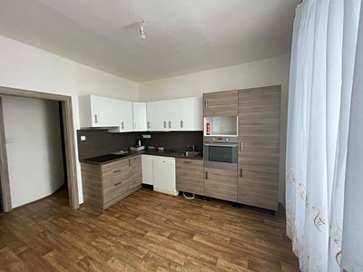 Pronájem bytu 2+1 61 m² (Jednopodlažní)