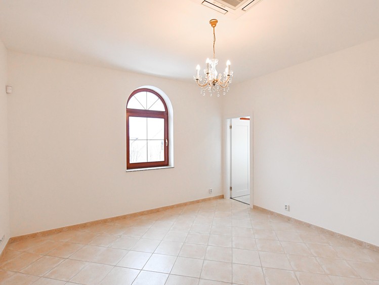 Haus zur Miete, 255 m² (18 von 30)