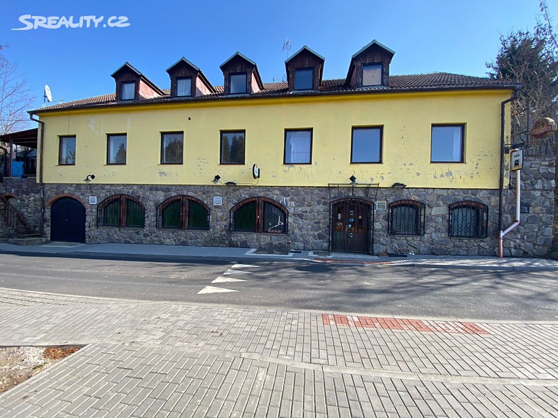 Prodej komerční nemovitosti 467 m², Dobšice