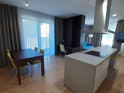 Pronájem bytu 2+kk 82 m² (Jednopodlažní)