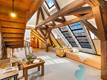 Prodej bytu atypické 270 m² (Mezonet)