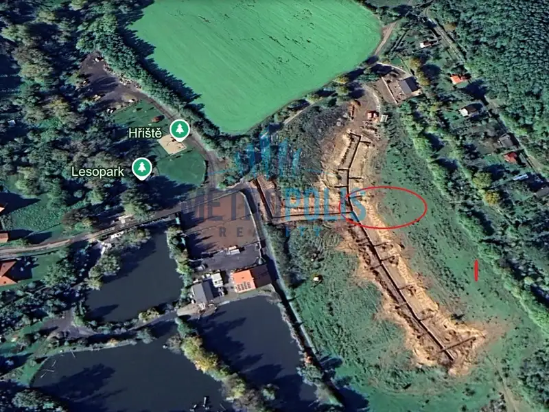 Prodej stavebního pozemku 862 m², Vodochody – náhled fotky 3